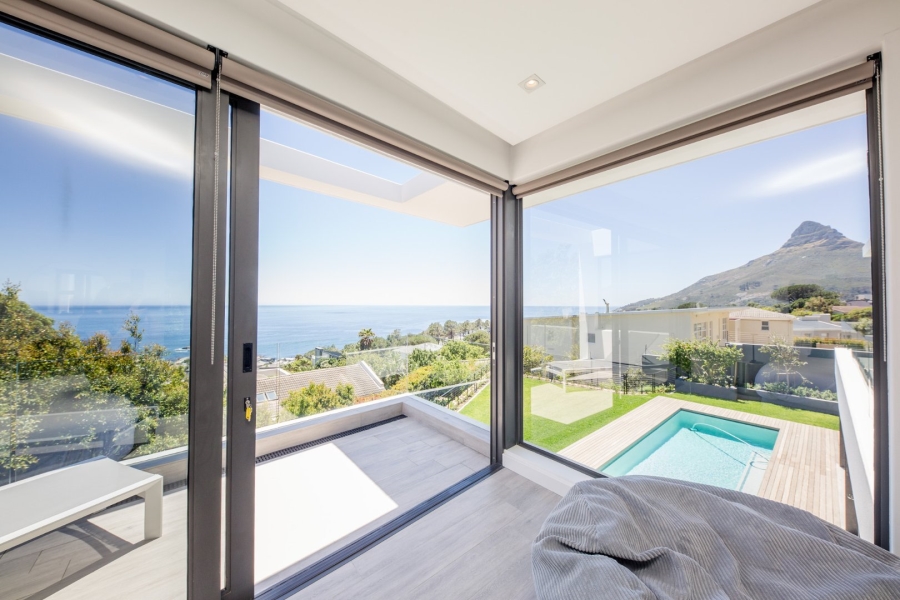 6 Bedroom Property for Sale in Camps Bay Western Cape